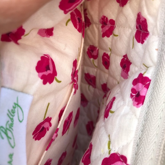 Vera Bradley Handbag - Picture 6 of 9